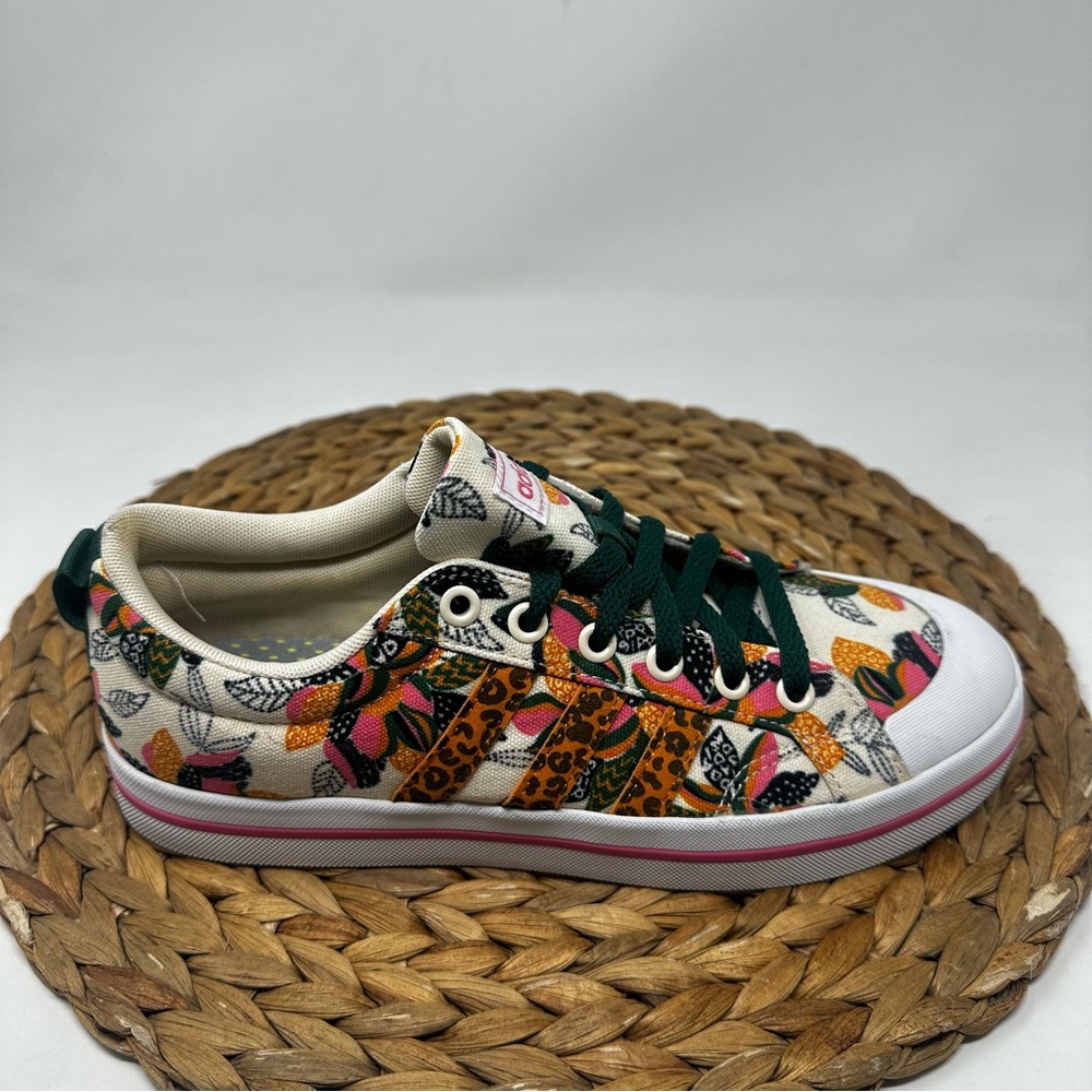 Adidas Bravada Sneakers Floral Pattern Cheetah Print Size 7 Women's